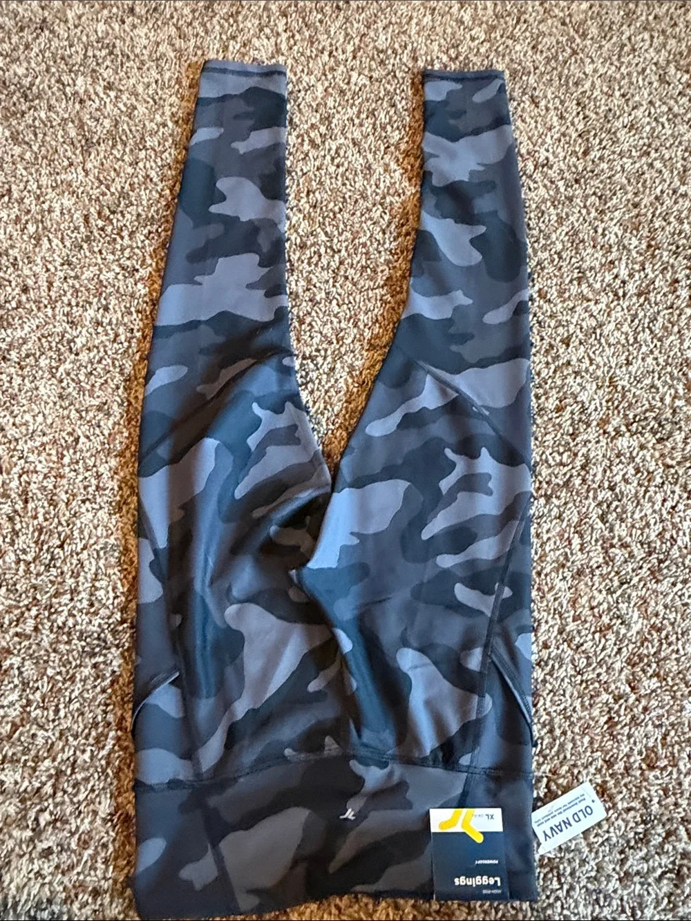 Old Navy Camo Leggings Trio in Pink, Green, and Black